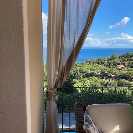 Cavaliere In Location Esclusiva Con Piscina - Goelba