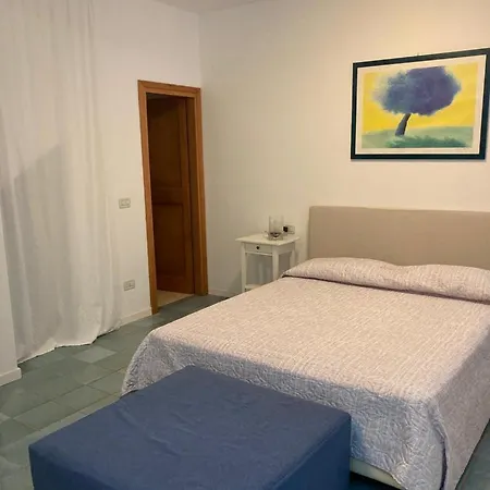 Cavaliere In Location Esclusiva Con Piscina - Goelba